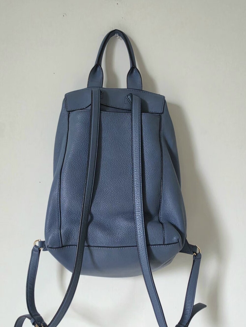 Tory Burch Genuine Leather Backpack Blue Pebbled Leather Excellent Cond. - Picture 2 of 12